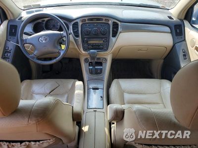 Zdjęcie 8 z 13 samochodu: 2002 TOYOTA HIGHLANDER LIMITED VIN:JTEHF21A220065029 - miniatura