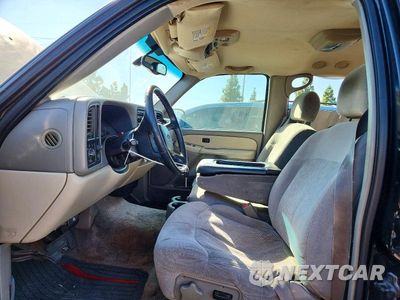 Zdjęcie 7 z 13 samochodu: 2002 CHEVROLET TAHOE C1500 VIN:1GNEC13V92R324709 - miniatura