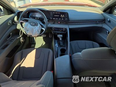 Zdjęcie 8 z 12 samochodu: 2025 HYUNDAI ELANTRA SEL SPORT VIN:KMHLM4DG4SU091975 - miniatura