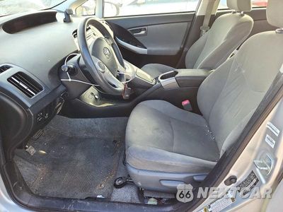 Zdjęcie 7 z 12 samochodu: 2013 TOYOTA PRIUS TWO VIN:JTDKN3DU2D0348039 - miniatura