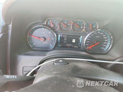Zdjęcie 9 z 12 samochodu: 2018 CHEVROLET TAHOE C1500 LT VIN:1GNSCBKC1JR107615 - miniatura