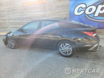 Drugie zdjęcie samochodu z przodu: 2026 HYUNDAI ELANTRA HYBRID BLUE VIN:KMHLM4DJ1TU211616 - miniatura