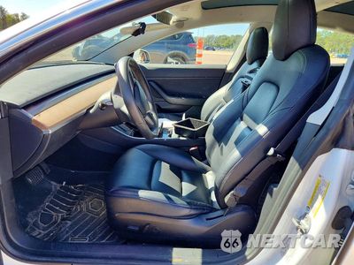 Zdjęcie 7 z 12 samochodu: 2019 TESLA MODEL 3 VIN:5YJ3E1EB2KF469173 - miniatura