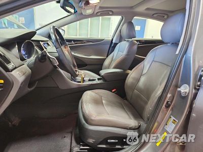 Zdjęcie 7 z 12 samochodu: 2012 HYUNDAI SONATA LIMITED 2.0T VIN:5NPEC4AB0CH481931 - miniatura