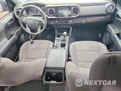 Zdjęcie 8 z 12 samochodu: 2019 TOYOTA TACOMA SR V6 VIN:5TFCZ5AN1KX179153 - miniatura