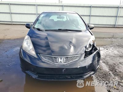 Piąte zdjęcie samochodu w środku: 2010 HONDA FIT VIN:JHMGE8H20AC003340 - miniatura
