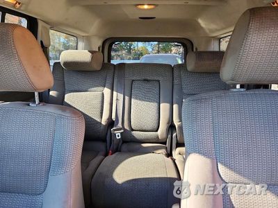 Zdjęcie 10 z 13 samochodu: 2006 JEEP COMMANDER BASE VIN:1J8HG48K46C330591 - miniatura