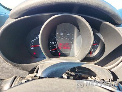 Zdjęcie 9 z 12 samochodu: 2016 KIA SOUL + VIN:KNDJP3A59G7824365 - miniatura