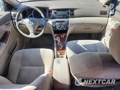 Zdjęcie 8 z 12 samochodu: 2005 TOYOTA COROLLA LE VIN:1NXBR32E75Z526985 - miniatura