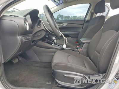 Zdjęcie 7 z 12 samochodu: 2019 KIA FORTE LXS VIN:3KPF24AD5KE107911 - miniatura