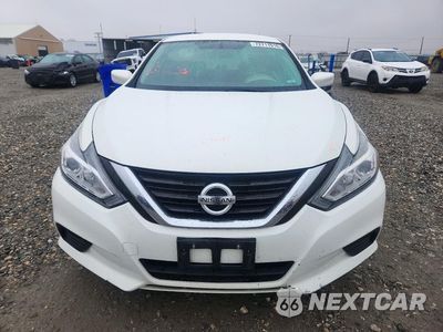 Piąte zdjęcie samochodu w środku: 2017 NISSAN ALTIMA 2.5 S VIN:1N4AL3APXHC244022 - miniatura