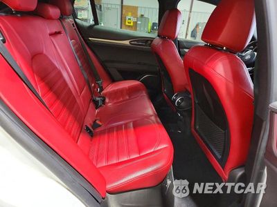 Zdjęcie 10 z 13 samochodu: 2022 ALFA ROMEO STELVIO TI VIN:ZASPAKBN4N7D28401 - miniatura