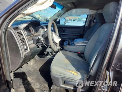 Zdjęcie 7 z 12 samochodu: 2014 RAM 2500 ST VIN:3C6UR5CL9EG300124 - miniatura