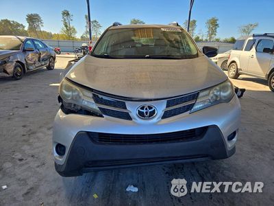 Piąte zdjęcie samochodu w środku: 2014 TOYOTA RAV4 LE VIN:JTMBFREV6EJ000652 - miniatura