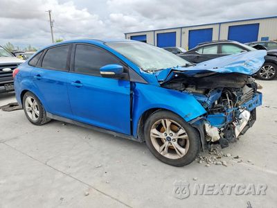 Czwarte zdjęcie samochodu z boku: 2014 FORD FOCUS VIN:1FADP3F2XEL207708 - miniatura