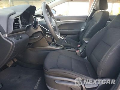 Zdjęcie 7 z 13 samochodu: 2019 HYUNDAI ELANTRA SE VIN:5NPD74LF5KH437387 - miniatura