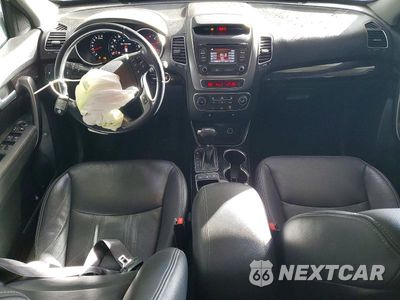 Zdjęcie 8 z 13 samochodu: 2015 KIA SORENTO EX VIN:5XYKUDA73FG598684 - miniatura