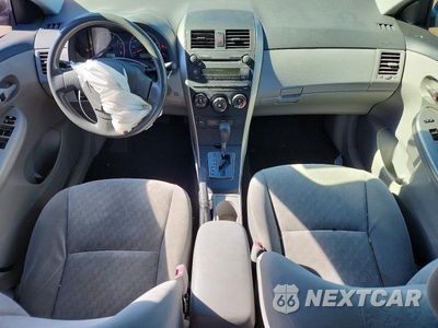 Zdjęcie 8 z 12 samochodu: 2009 TOYOTA COROLLA LE VIN:JTDBL40E599035998 - miniatura