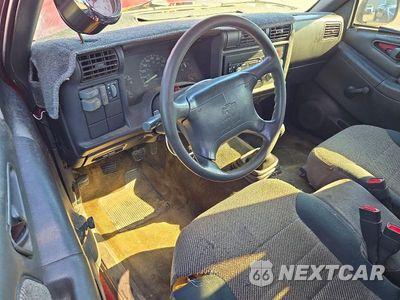 Zdjęcie 8 z 12 samochodu: 1996 CHEVROLET S TRUCK S10 VIN:1GCCS1949T8145837 - miniatura