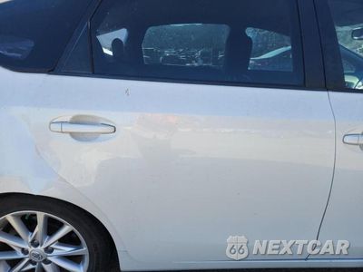 Zdjęcie 10 z 13 samochodu: 2013 TOYOTA PRIUS V FIVE VIN:JTDZN3EU7D3262138 - miniatura