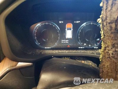 Zdjęcie 9 z 13 samochodu: 2021 VOLVO XC60 T6 MOMENTUM VIN:YV4A22RK5M1770576 - miniatura