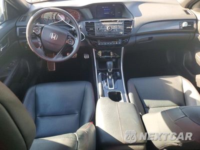 Zdjęcie 8 z 12 samochodu: 2017 HONDA ACCORD SPORT SPECIAL EDITION VIN:1HGCR2F13HA045567 - miniatura