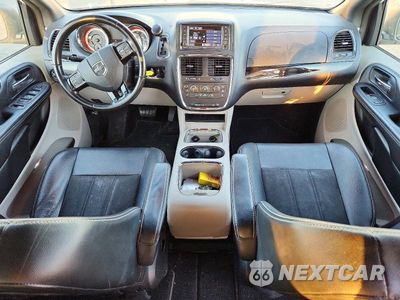 Zdjęcie 8 z 13 samochodu: 2019 DODGE GRAND CARAVAN SXT VIN:2C4RDGCGXKR740371 - miniatura