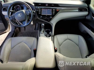 Zdjęcie 8 z 12 samochodu: 2020 TOYOTA CAMRY VIN:4T1G11AK7LU335332 - miniatura