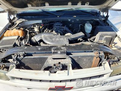 Zdjęcie 12 z 13 samochodu: 2005 CHEVROLET TAHOE K1500 VIN:1GNEK13T95R136858 - miniatura