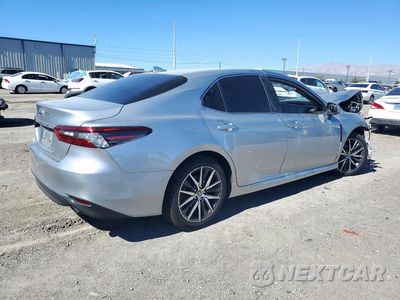 Trzecie zdjęcie samochodu z tyłu: 2024 TOYOTA CAMRY XLE VIN:4T1F11AK3RU877869 - miniatura