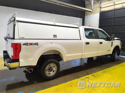 Trzecie zdjęcie samochodu z tyłu: 2019 FORD F350 SUPER DUTY VIN:1FT7W3BT9KED68088 - miniatura