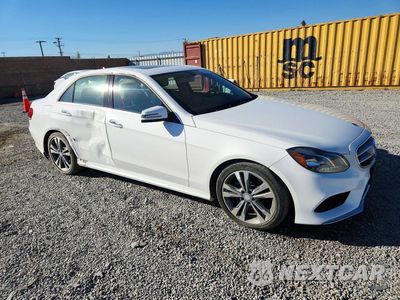 Czwarte zdjęcie samochodu z boku: 2016 MERCEDES-BENZ E 350 VIN:WDDHF5KB4GB207718 - miniatura