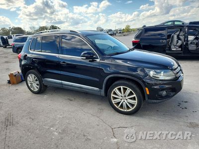 Czwarte zdjęcie samochodu z boku: 2012 VOLKSWAGEN TIGUAN S VIN:WVGBV7AX2CW567841 - miniatura
