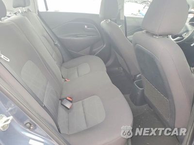 Zdjęcie 10 z 12 samochodu: 2016 KIA RIO LX VIN:KNADM4A32G6690408 - miniatura