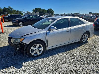 2014 TOYOTA CAMRY SE 4T1BF1FK0EU773035 - główne zdjęcie licytacji z USA - miniatura