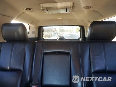 Zdjęcie 10 z 13 samochodu: 2013 CHEVROLET SUBURBAN K1500 LT VIN:1GNSKJE70DR123451 - miniatura