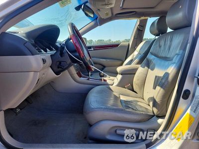 Zdjęcie 7 z 12 samochodu: 2002 LEXUS ES 300 VIN:JTHBF30G425035635 - miniatura