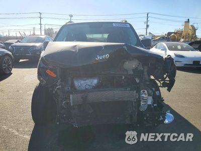 Piąte zdjęcie samochodu w środku: 2016 JEEP RENEGADE SPORT VIN:ZACCJAAT6GPD82564 - miniatura