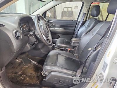 Zdjęcie 7 z 13 samochodu: 2016 JEEP COMPASS LATITUDE VIN:1C4NJCEA8GD806144 - miniatura