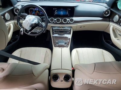 Zdjęcie 8 z 12 samochodu: 2022 MERCEDES-BENZ E 350 VIN:W1KZF8DBXNB013551 - miniatura