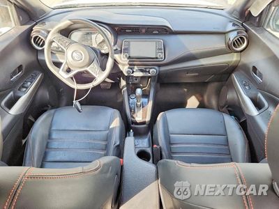 Zdjęcie 8 z 12 samochodu: 2020 NISSAN KICKS SR VIN:3N1CP5DV7LL565772 - miniatura