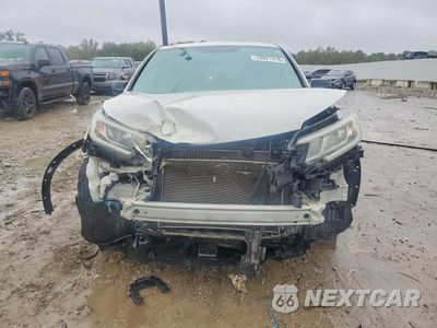 Piąte zdjęcie samochodu w środku: 2016 HONDA CR-V SE VIN:5J6RM4H49GL122031 - miniatura