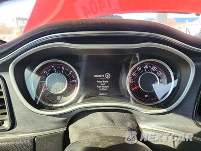 Zdjęcie 9 z 12 samochodu: 2015 DODGE CHALLENGER SXT PLUS VIN:2C3CDZBG9FH869334 - miniatura
