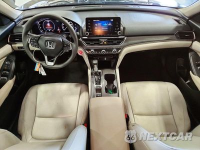 Zdjęcie 8 z 13 samochodu: 2020 HONDA ACCORD LX VIN:1HGCV1F16LA086404 - miniatura