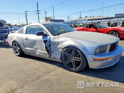 Czwarte zdjęcie samochodu z boku: 2005 FORD MUSTANG VIN:1ZVFT80N855196711 - miniatura