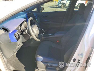 Zdjęcie 7 z 14 samochodu: 2021 TOYOTA C-HR XLE VIN:NMTKHMBX1MR119972 - miniatura