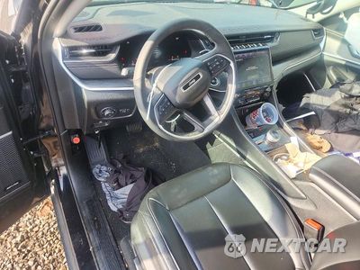 Zdjęcie 8 z 12 samochodu: 2024 JEEP GRAND CHEROKEE LIMITED VIN:1C4RJHBG0RC679535 - miniatura
