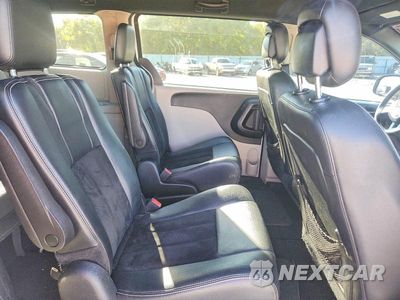 Zdjęcie 11 z 13 samochodu: 2017 DODGE GRAND CARAVAN SXT VIN:2C4RDGCG1HR561984 - miniatura