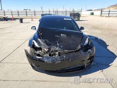 Piąte zdjęcie samochodu w środku: 2018 TESLA MODEL 3 VIN:5YJ3E1EB1JF072505 - miniatura