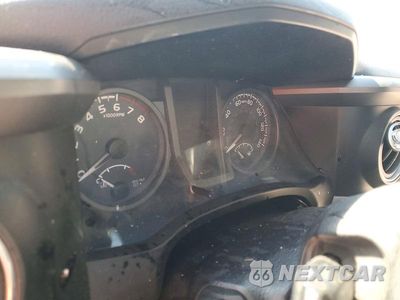 Zdjęcie 9 z 12 samochodu: 2016 TOYOTA TACOMA TRD OFF-ROAD VIN:3TMCZ5AN6GM014227 - miniatura